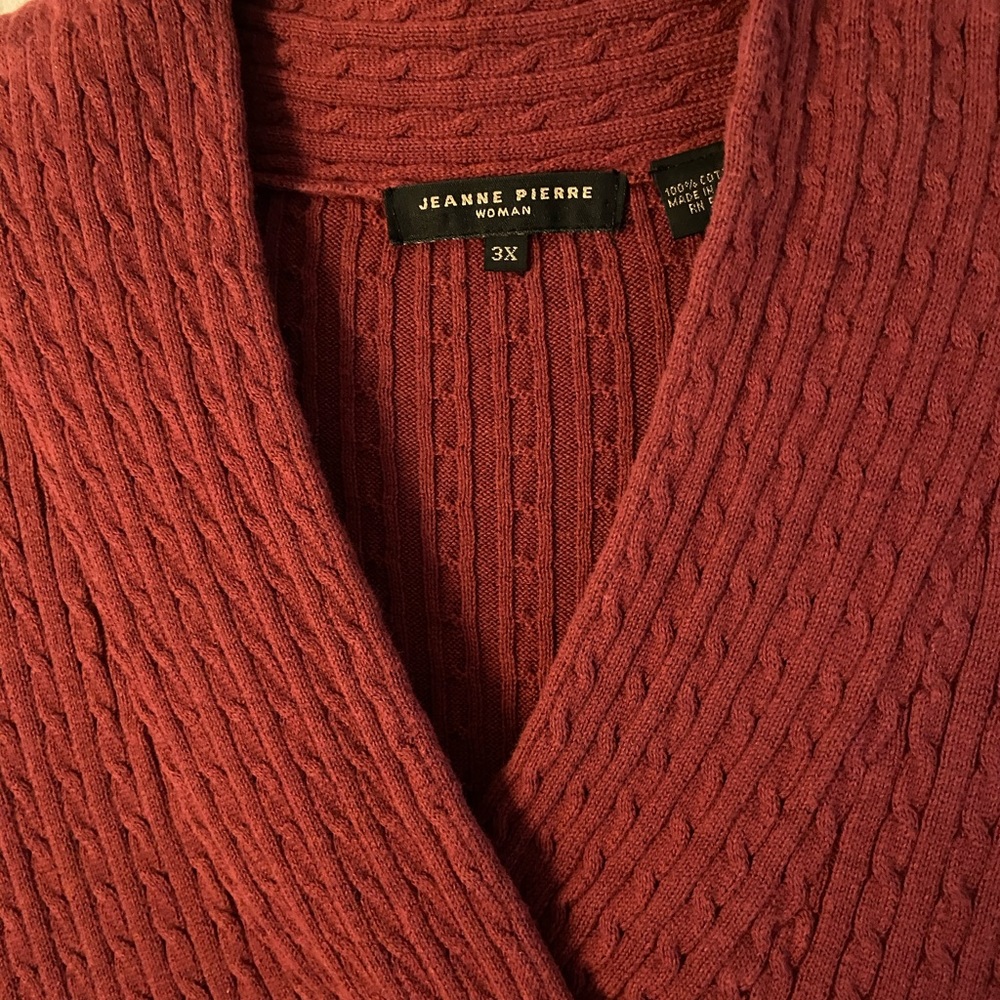 Long sleeved medium weight sweater. 100% Cotton.